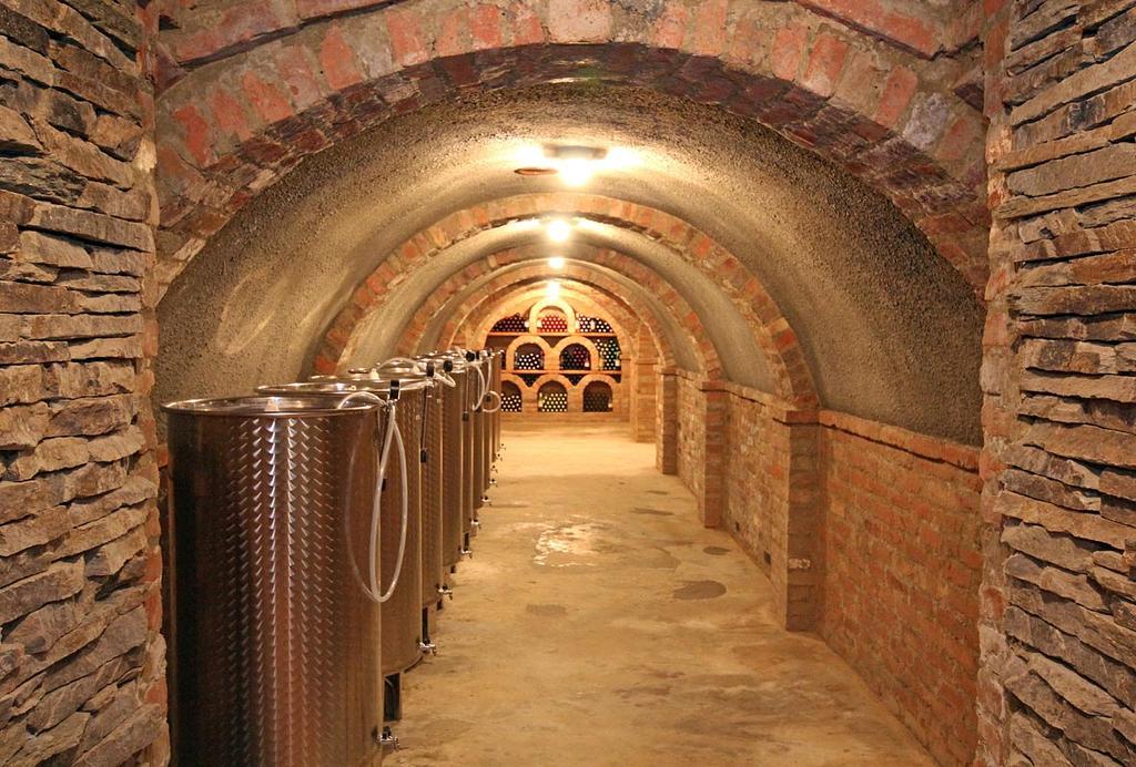 Penzion Kallai A Vinaren Filakovo エクステリア 写真